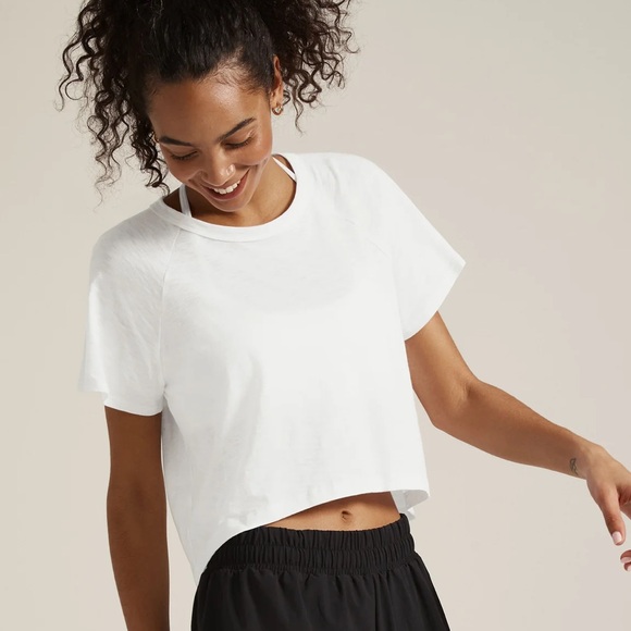 Beyond Yoga Tops - New BEYOND YOGA Signature High Low Cropped Tee, White, Women’s Size XL Shirt